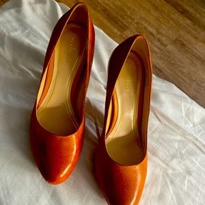 Cole Haan Size 8  Pump Dress up or down.